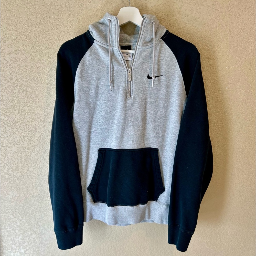 Nike Manchester United 1/4 Zip Two-Tone Gray and Black Pullover Size M Soccer